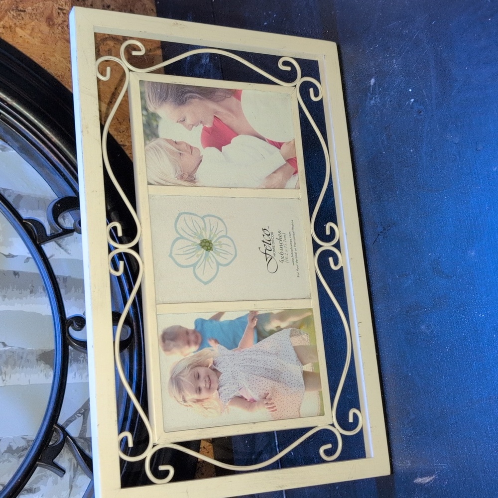 Fetco Picture Frame - Picture 2 of 5
